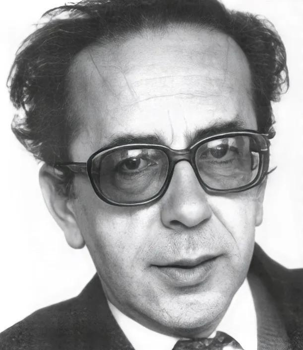 İsmail Kadare